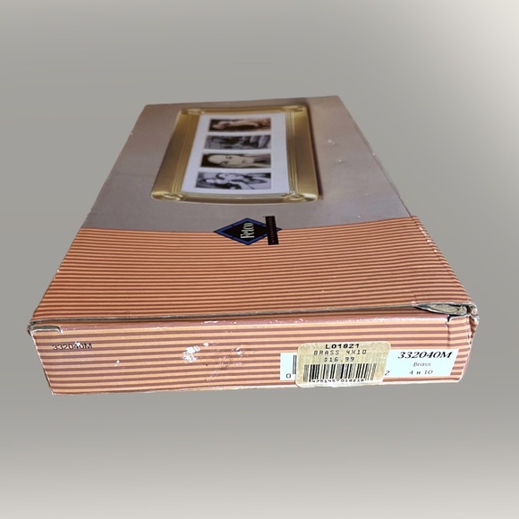 Vintage Fetco Brass Picture Frame - Picture 2 of 3